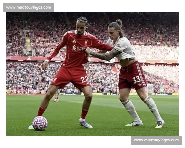 曼联加速求购埃基蒂克 法兰克福 1 亿欧要价成最大障碍